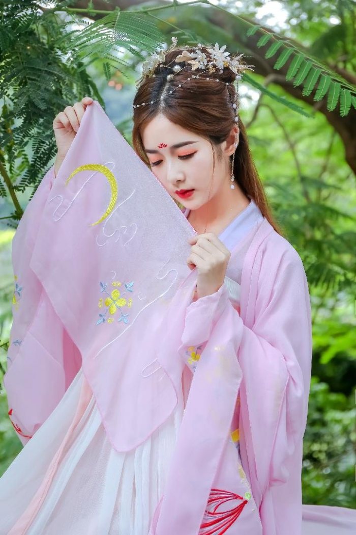 图片动态：原创汉服楹月-图片8