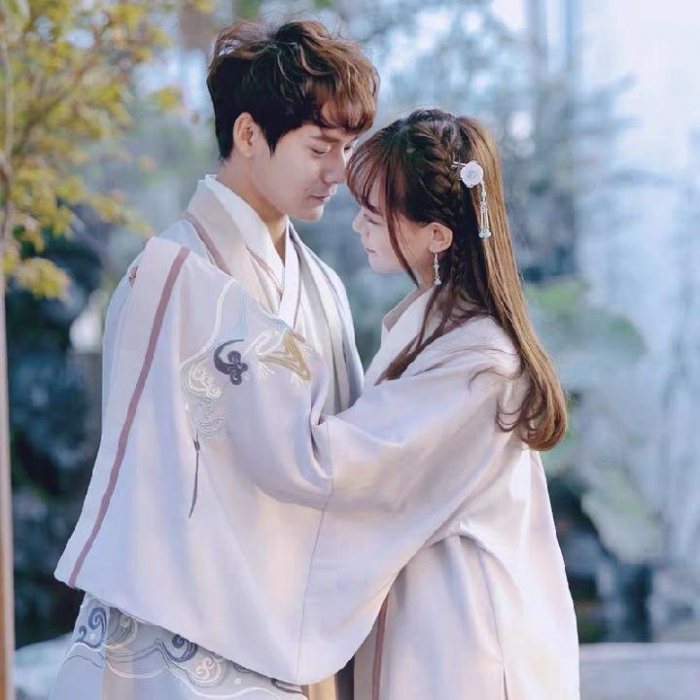 图片动态：白菜价汉服，女款，穿着舒服
送流苏夹子（一对）
245三件套-图片3