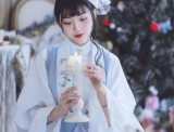 【汉服时尚】不期而遇的初雪，等待礼物的少女