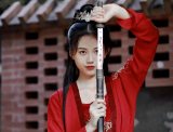 【汉服小仙女】刀剑走天涯，娥眉亦英杰