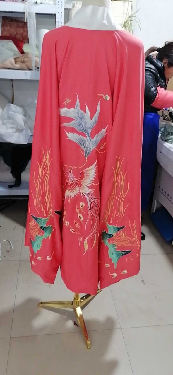 图片动态:大家好,我这边是汉服工厂,设计,打板打样定制加工一条龙,欢迎-图片7