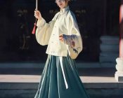 汉服容易成「梅菜干」？平时在衣柜里应该这么放！