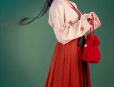 无视别人的目光穿汉服是怎么样的？时尚感超强，最后一套太帅了！
