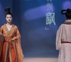 中国装束复原团队：参与网剧《长安十二时辰》服装制作 不懂中文的华裔看到作品时泪流满面