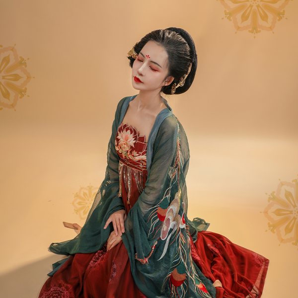 都城南庄凤歌鸾诃子裙大袖衫正品原创飘逸白菜套装中国风霓裳汉服