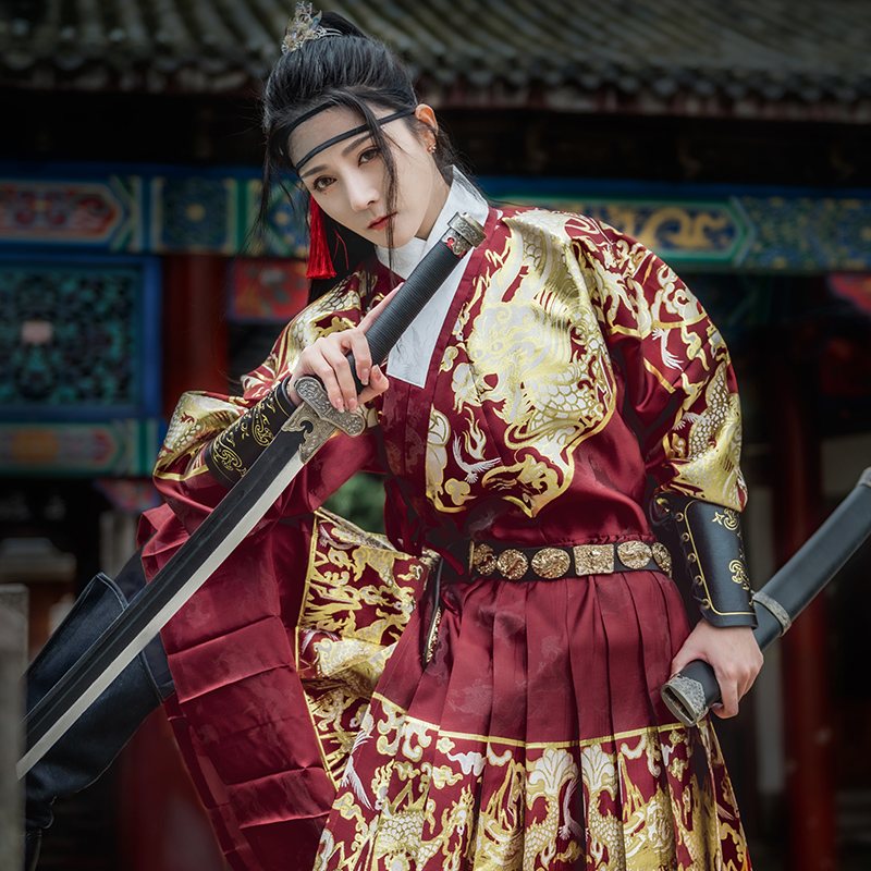 瑞龙吟丨如梦霓裳原创明制春汉服男织金飞鱼服女帅气曳撒龙纹贴里