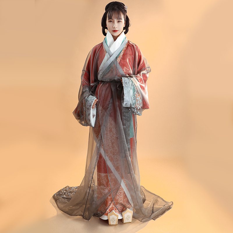 都城南庄汉服静女交领曲裾刺绣华服礼服走秀款套装直裾袍原创新款